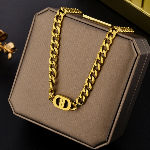 Γεωμετρικά κολιέ από τιτάνιο χάλυβα 18 καρατίων επιχρυσωμένα6