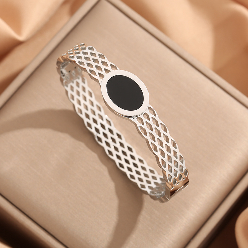 Κομψό ρομαντικό βραχιόλι από τιτάνιο και ατσάλι, μονόχρωμο, χύμα2