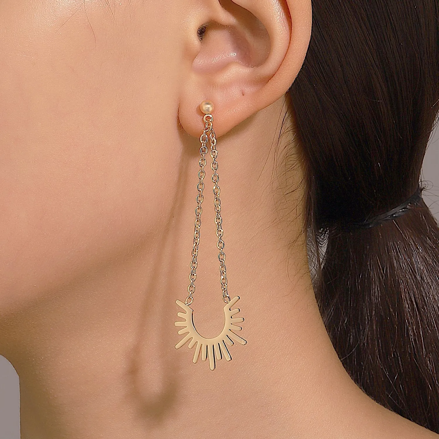Sun_Radiant_Drop_Earrings_Geometric_Hollow_Gold_Silver_Alloy_Stainless_Steel_Zircon_14K_Gold_Earring_Post_Jewelry_For_Women_Color_Gold_Long_Dangle_Sun_Style_(2022)